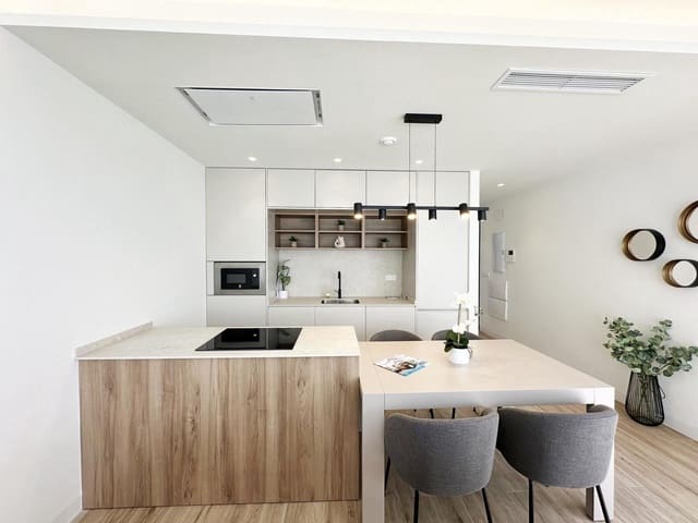 3 quarto Moradia para venda em Pilar de la Horadada ciudad, Pilar de la Horadada com piscina - 589 000 € (Ref: 9778409)