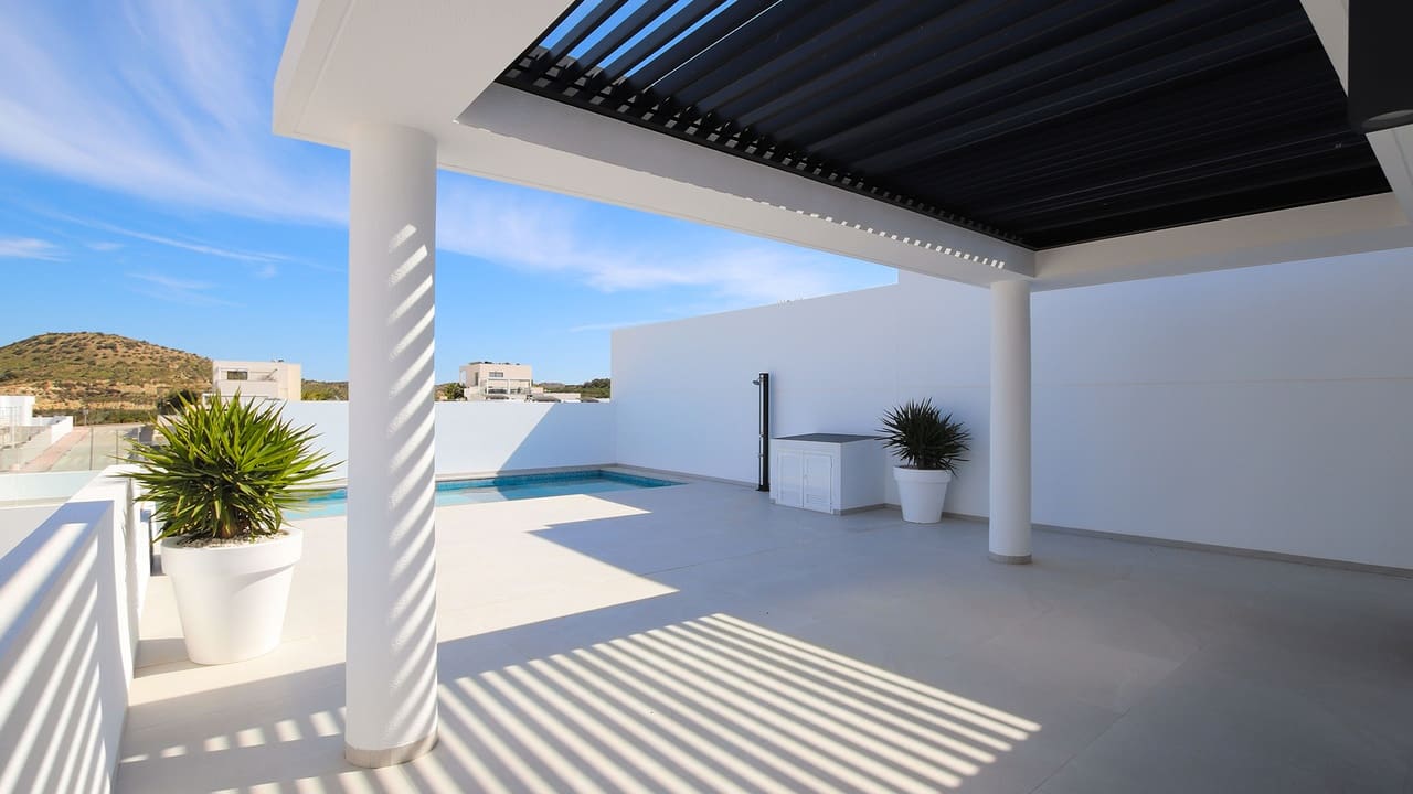 Chalet de 4 habitaciones en Ciudad Quesada en venta con piscina garaje - 798.500 € (Ref: 9781327)