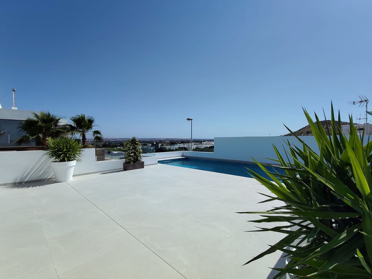 4 chambre Villa/Maison à vendre à Ciudad Quesada avec piscine garage - 814 500 € (Ref: 9781328)