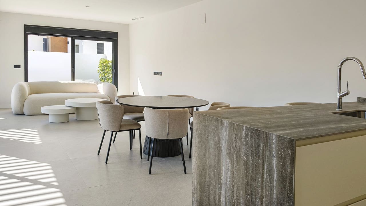 4 slaapkamer Villa te koop in Ciudad Quesada met zwembad - € 788.750 (Ref: 9781329)