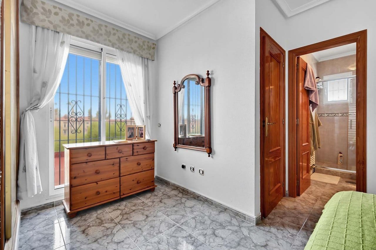 3 soverom Villa til salgs i Pinar de Campoverde med svømmebasseng - € 299 950 (Ref: 9808364)