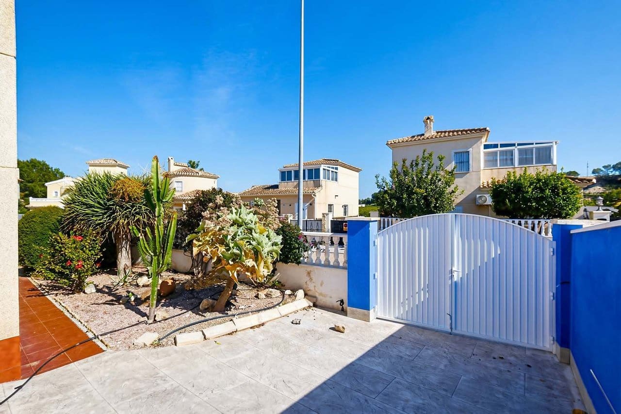 3 soverom Villa til salgs i Pinar de Campoverde med svømmebasseng - € 299 950 (Ref: 9808364)