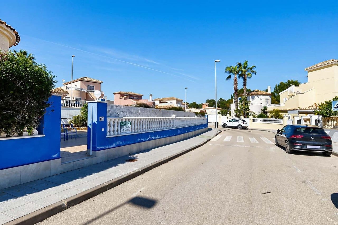 3 soverom Villa til salgs i Pinar de Campoverde med svømmebasseng - € 299 950 (Ref: 9808364)