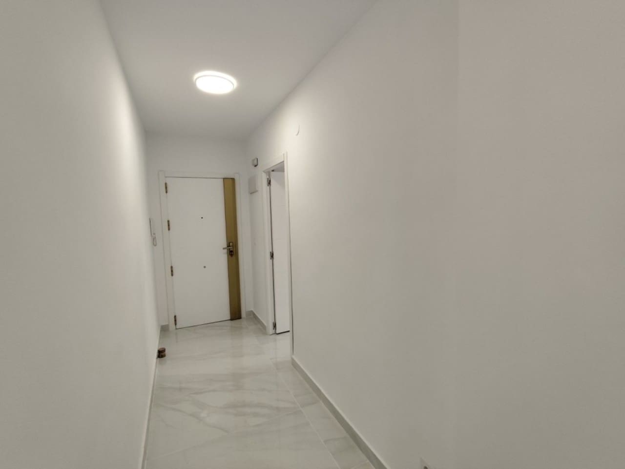 3 bedroom Apartment for sale in Torrevieja - € 198,000 (Ref: 9808366)