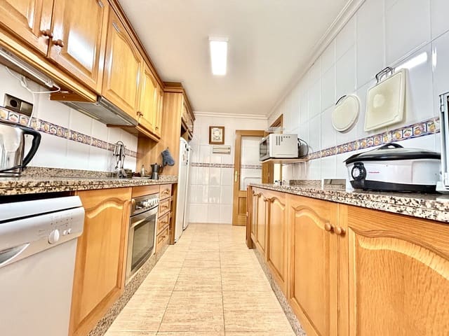 4 chambre Appartement à vendre à Almoradí avec garage - 159 000 € (Ref: 9808379)
