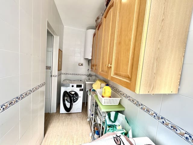 4 chambre Appartement à vendre à Almoradí avec garage - 159 000 € (Ref: 9808379)