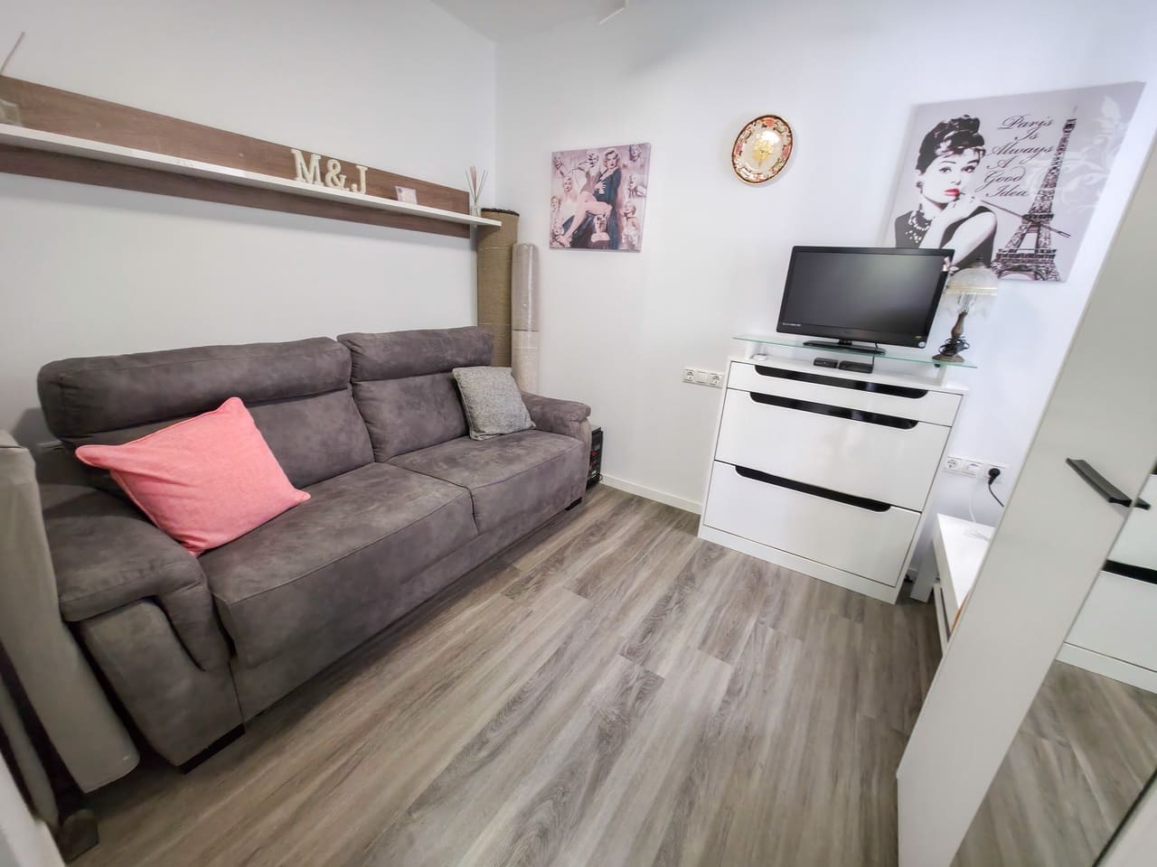 2 makuuhuone Huoneisto myytävänä paikassa Torrevieja mukana uima-altaan - 135 000 € (Ref: 9808384)