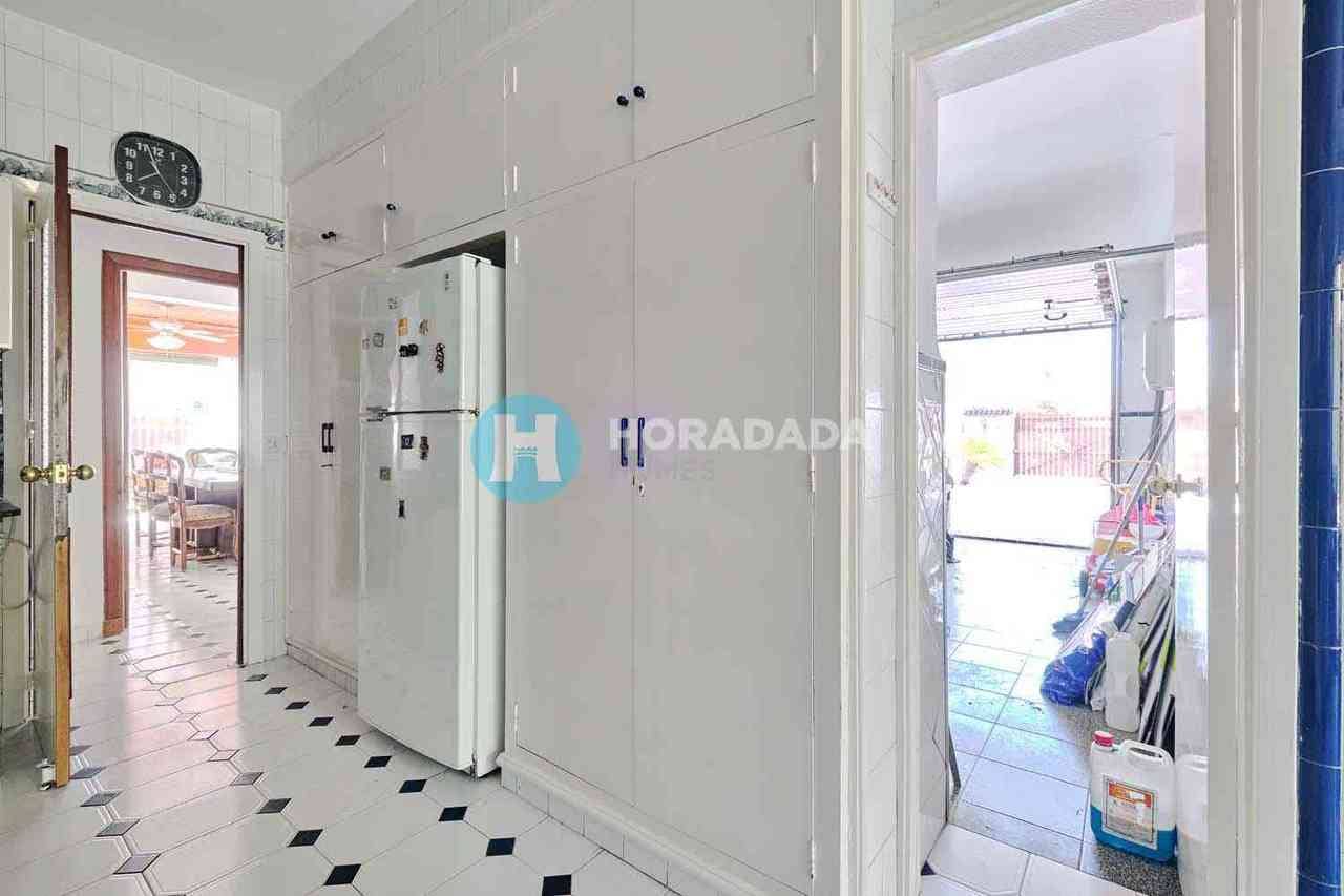 4 quarto Moradia para venda em Campoamor - 825 000 € (Ref: 9808388)