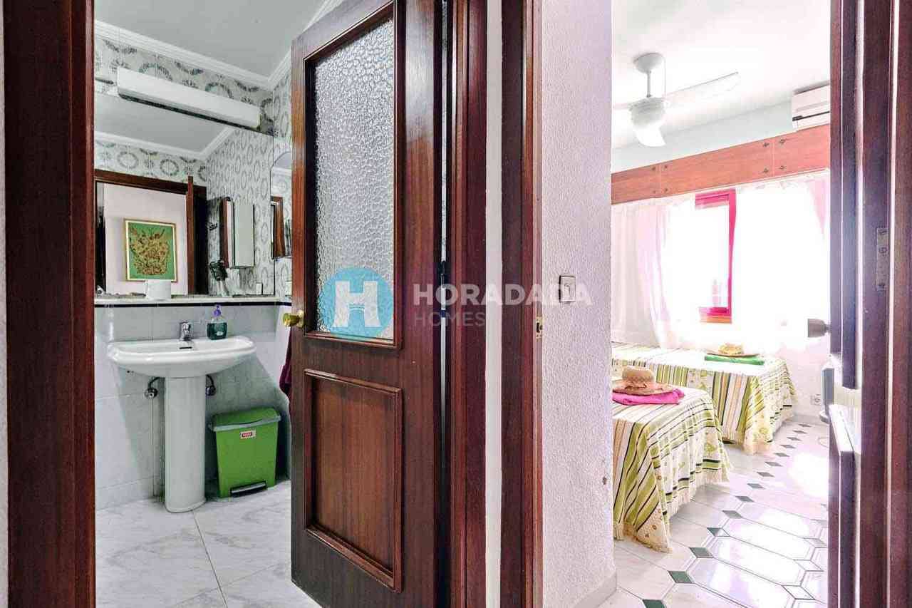 4 quarto Moradia para venda em Campoamor - 825 000 € (Ref: 9808388)