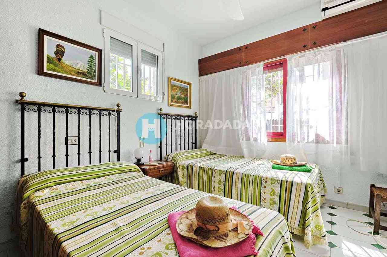 4 quarto Moradia para venda em Campoamor - 825 000 € (Ref: 9808388)