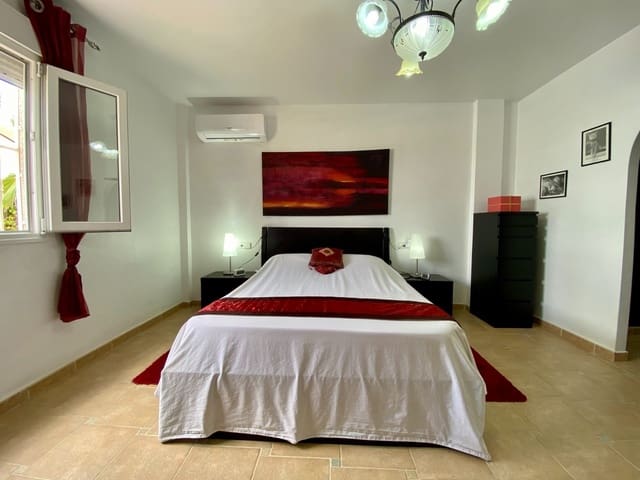 3 chambre Villa/Maison à vendre à Algorfa avec piscine - 599 990 € (Ref: 9808403)