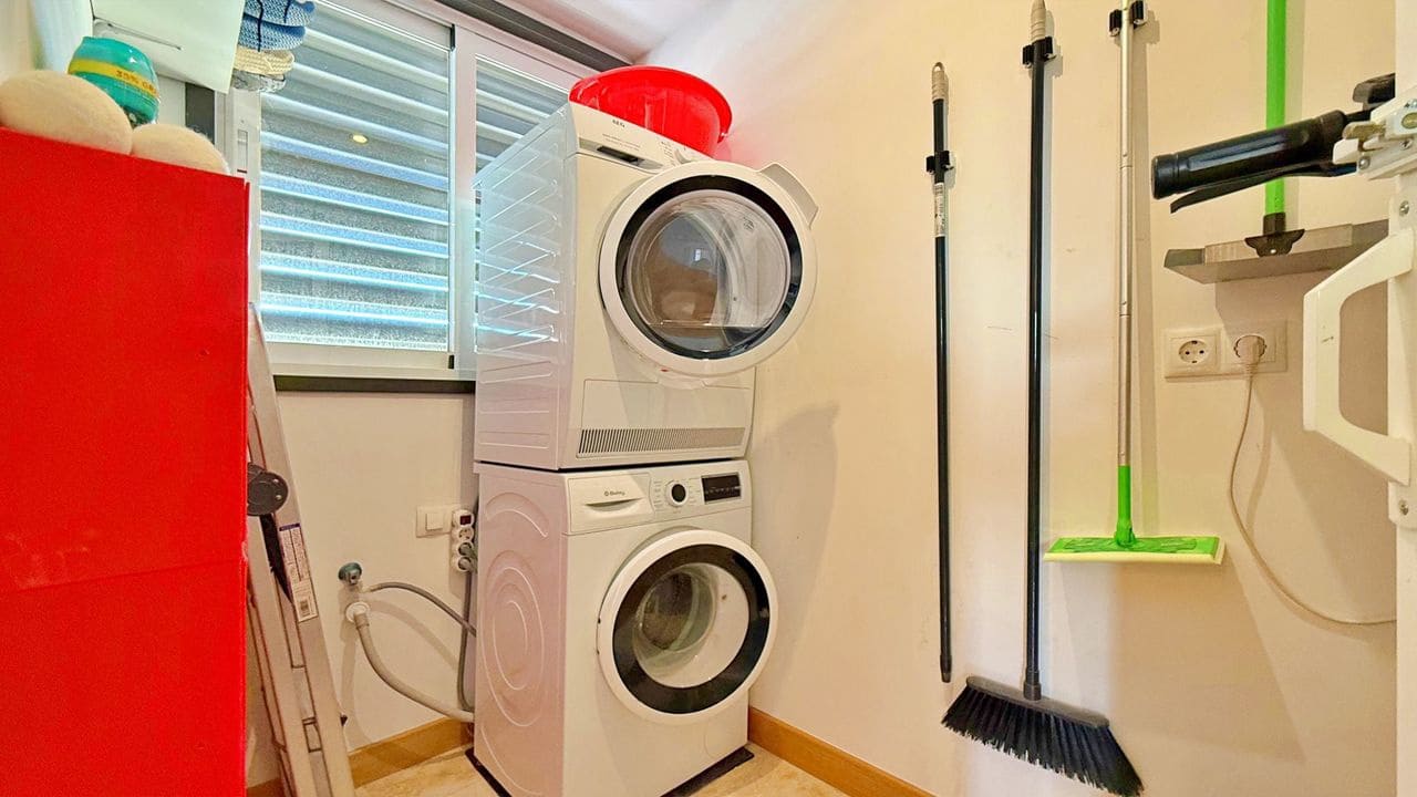 2 bedroom Apartment for sale in Orihuela Costa - € 299,000 (Ref: 9808411)