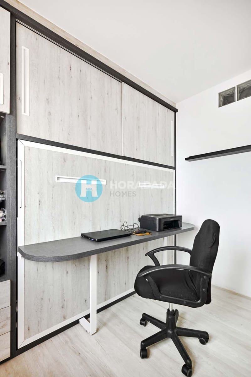 Apartamento de 3 habitaciones en Torre de la Horadada en venta - 239.000 € (Ref: 9808413)