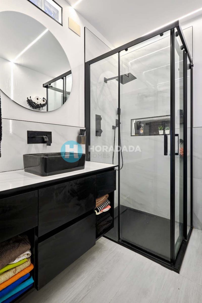 Apartamento de 3 habitaciones en Torre de la Horadada en venta - 239.000 € (Ref: 9808413)