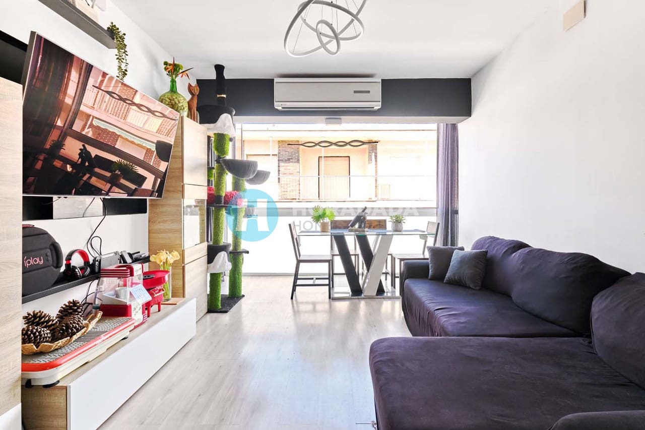 Apartamento de 3 habitaciones en Torre de la Horadada en venta - 239.000 € (Ref: 9808413)