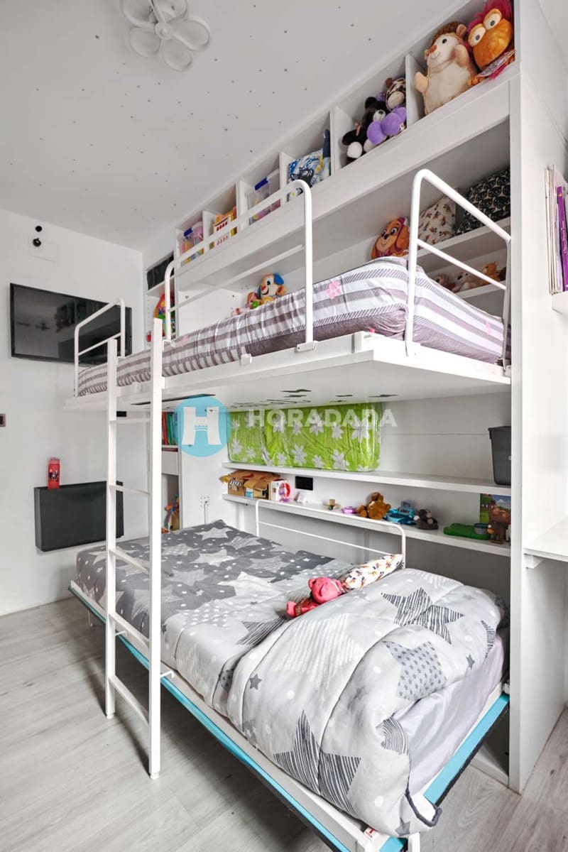 Apartamento de 3 habitaciones en Torre de la Horadada en venta - 239.000 € (Ref: 9808413)