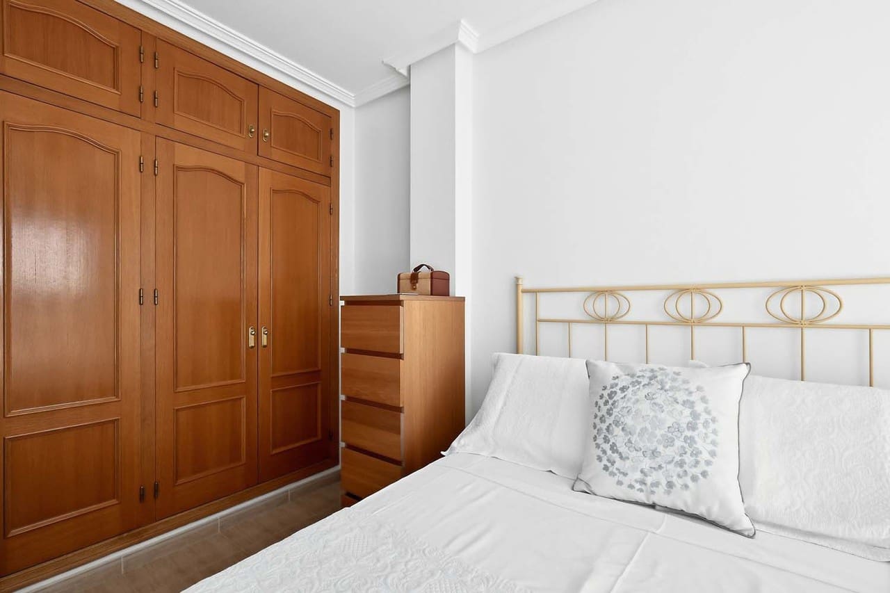 3 quarto Moradia para venda em Pinar de Campoverde com piscina - 359 999 € (Ref: 9808414)