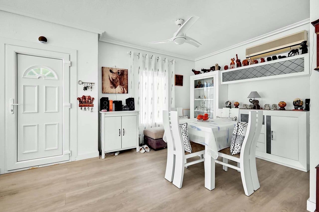 3 soverom Villa til salgs i Pinar de Campoverde med svømmebasseng - € 345 000 (Ref: 9808425)