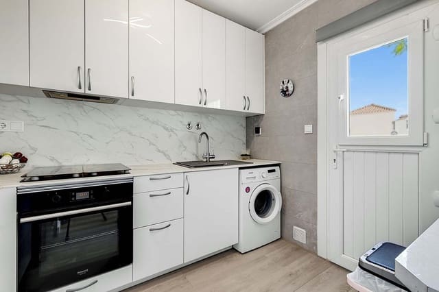 3 makuuhuone Huvila myytävänä paikassa Pinar de Campoverde, Pilar de la Horadada mukana uima-altaan - 345 000 € (Ref: 9808425)