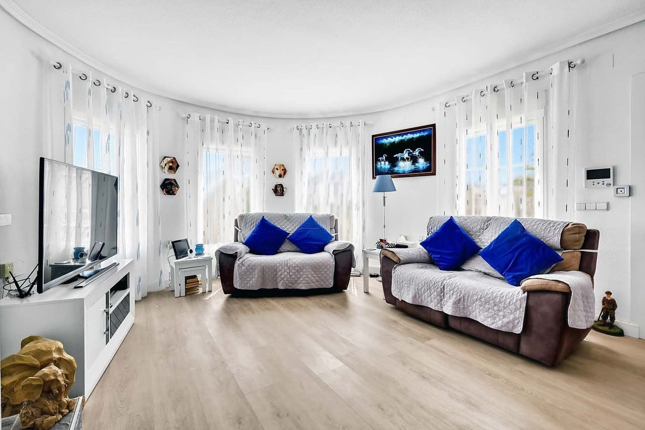 3 soverom Villa til salgs i Pinar de Campoverde med svømmebasseng - € 345 000 (Ref: 9808425)