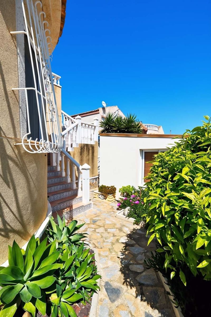 3 soverom Villa til salgs i Pinar de Campoverde med svømmebasseng - € 345 000 (Ref: 9808425)