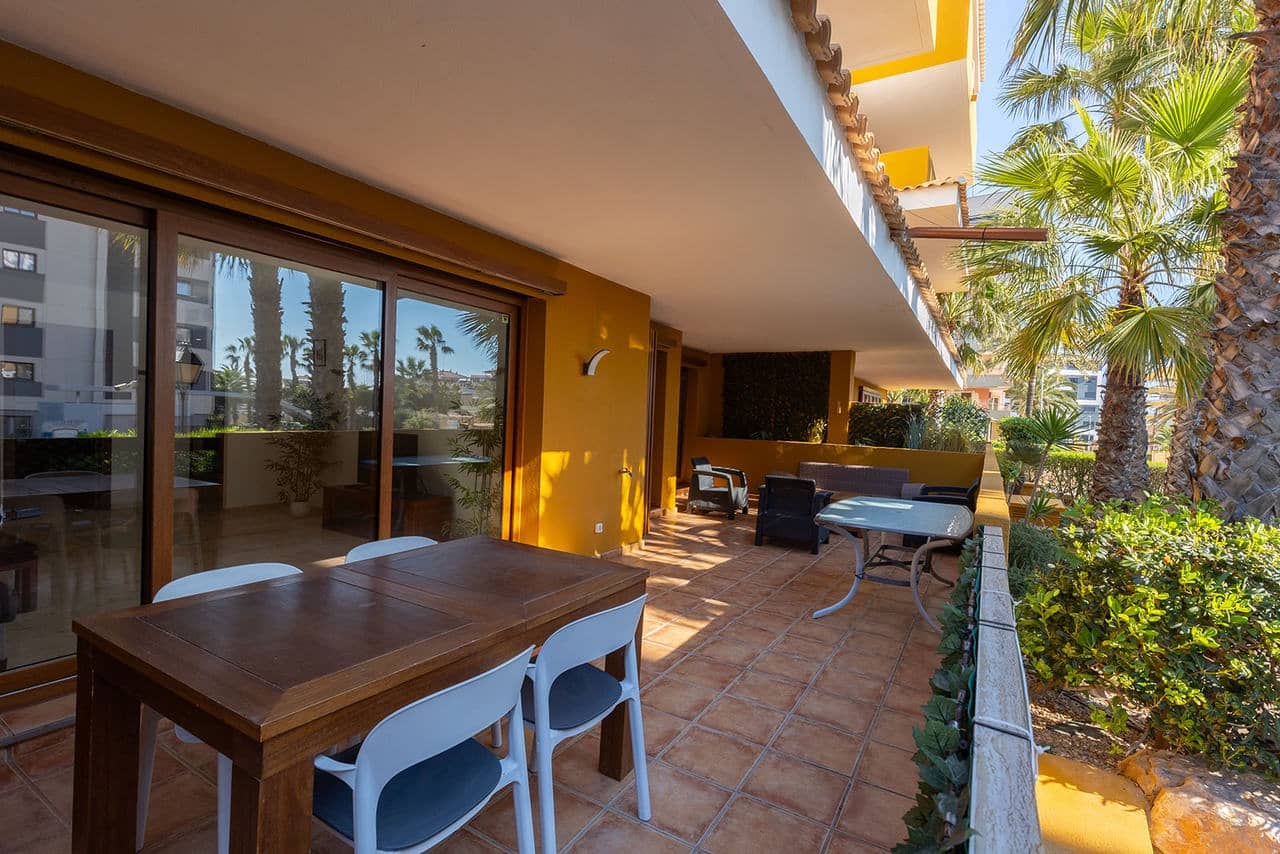 2 soveværelse Lejlighed til salg i Torrevieja - € 345.000 (Ref: 9808435)
