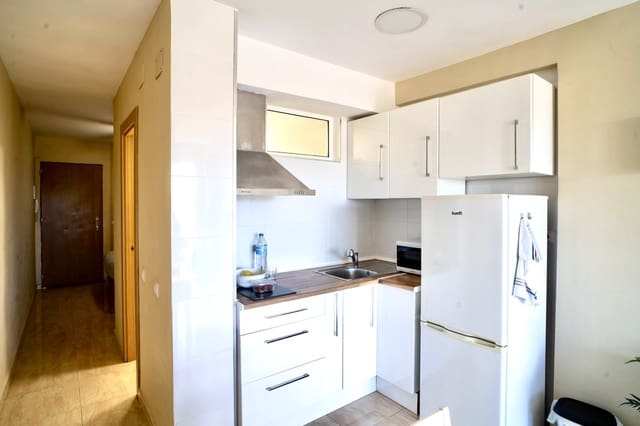 1 makuuhuone Huoneisto myytävänä paikassa Guardamar Playa, Guardamar del Segura mukana 
autotalli - 99 000 € (Ref: 9808438)
