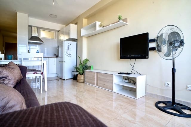 1 makuuhuone Huoneisto myytävänä paikassa Guardamar Playa, Guardamar del Segura mukana 
autotalli - 99 000 € (Ref: 9808438)