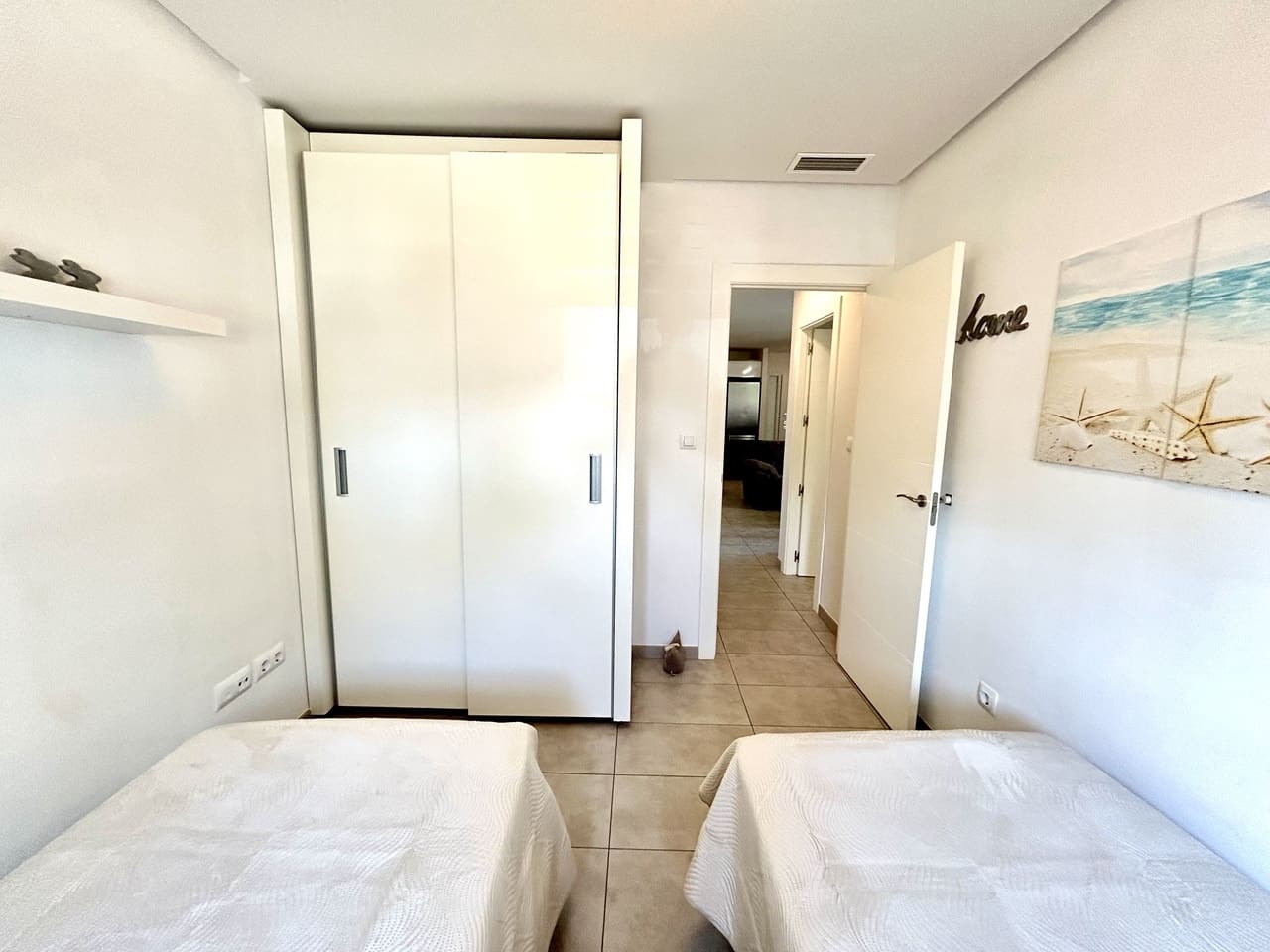 Apartamento de 2 habitaciones en Orihuela Costa en venta con piscina garaje - 220.000 € (Ref: 9808440)