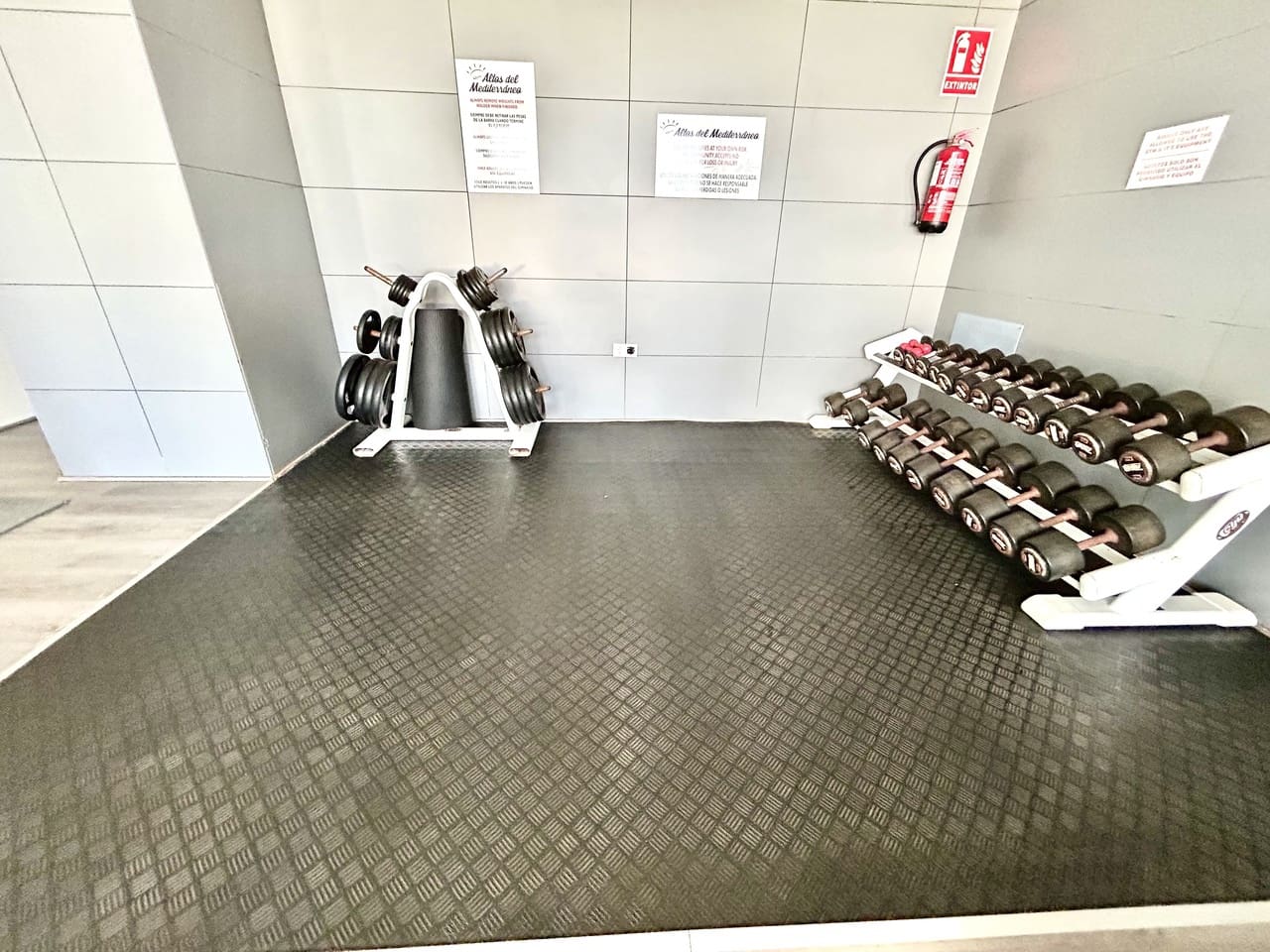 Apartamento de 2 habitaciones en Orihuela Costa en venta con piscina garaje - 220.000 € (Ref: 9808440)