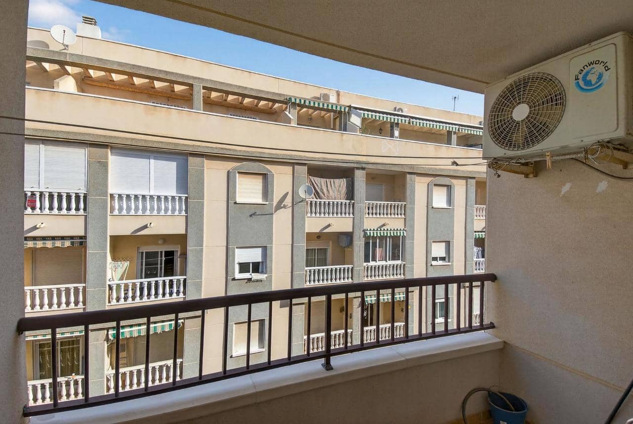 2 camera da letto Appartamento in vendita in Torrevieja - 121.000 € (Rif: 9808452)