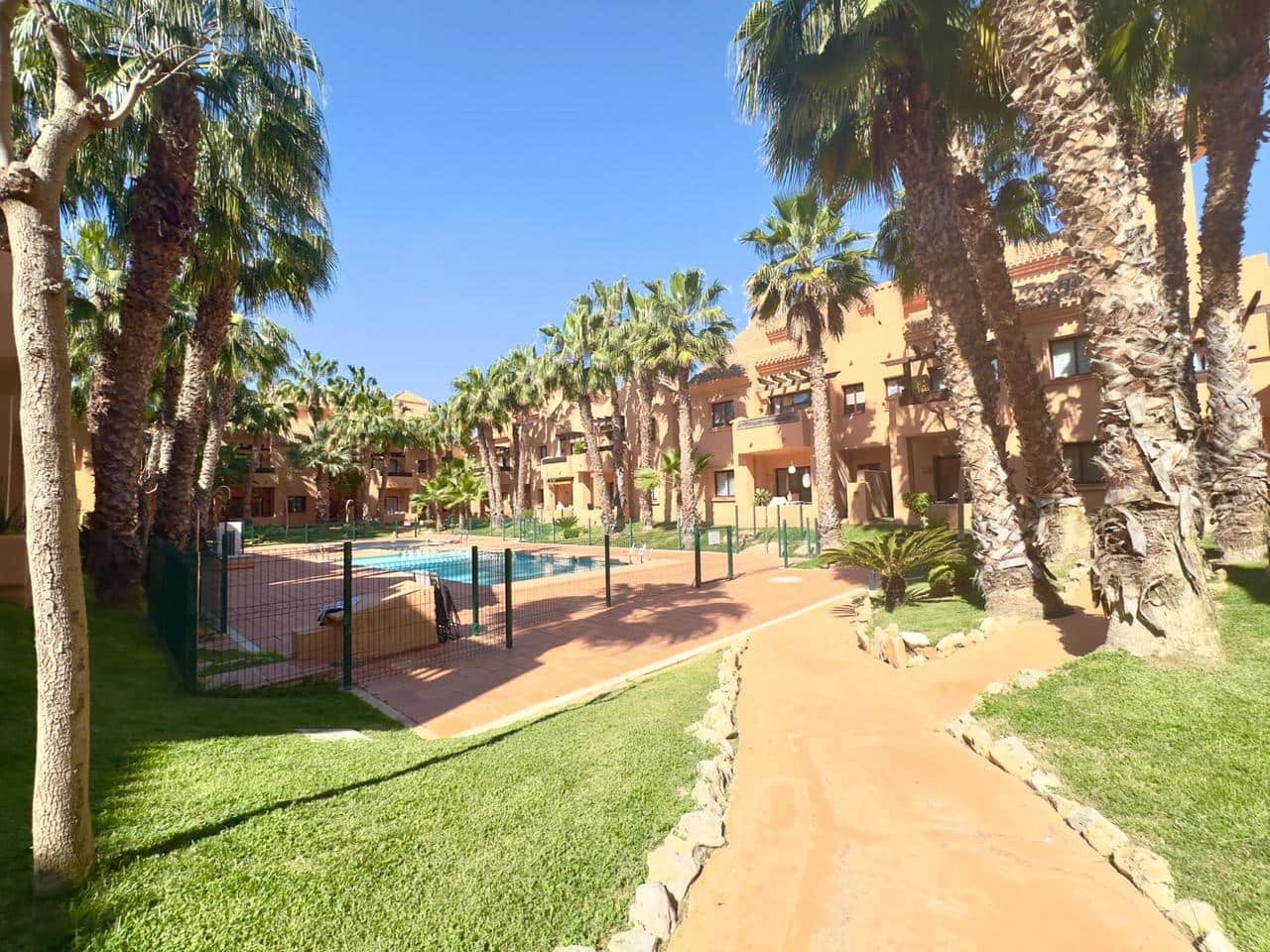 1 Zimmer Apartment zu verkaufen in Los Alcazares mit Pool - 145.000 € (Ref: 9808458)