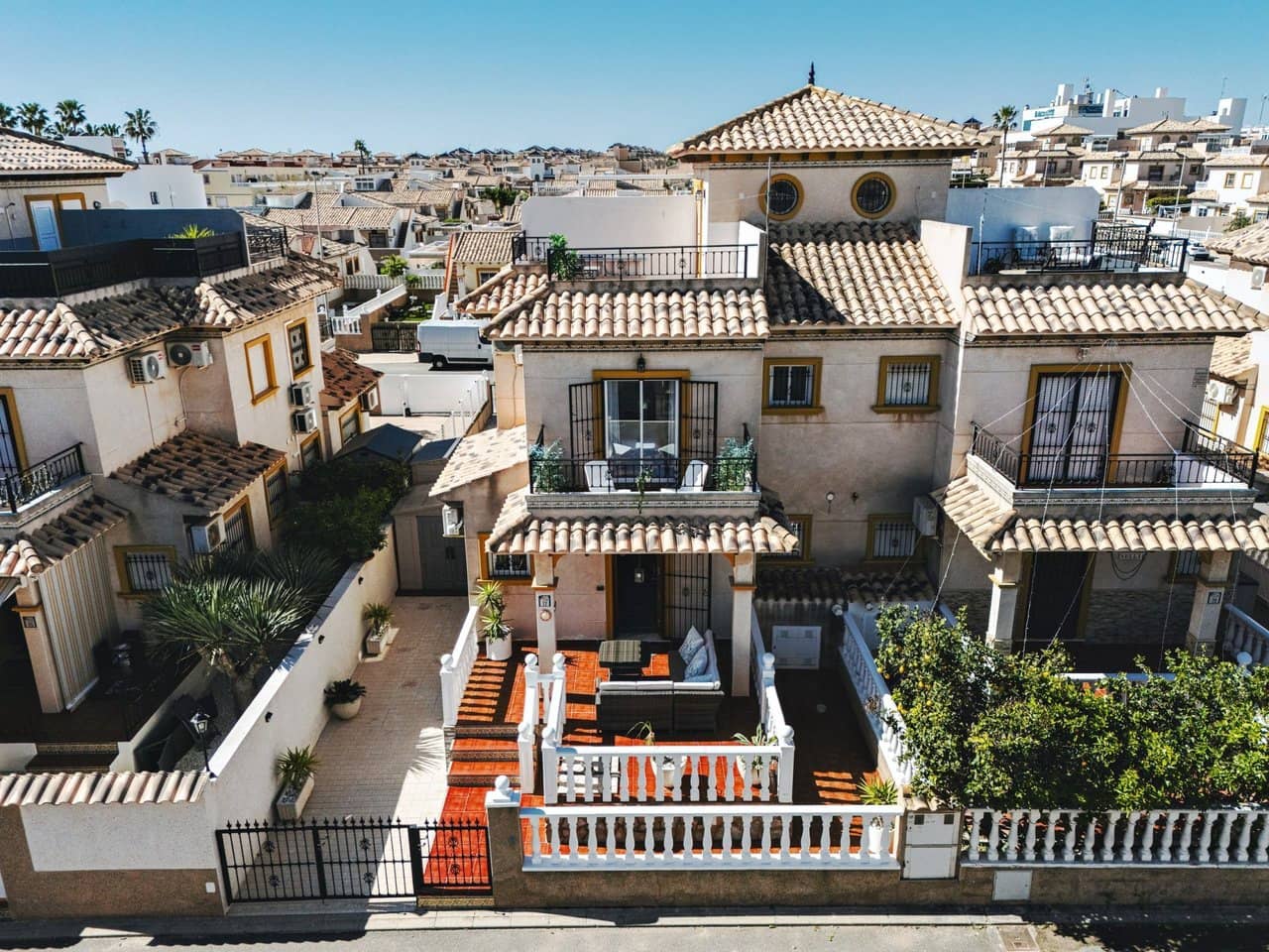 3 slaapkamer Villa te koop in Cabo Roig - € 260.000 (Ref: 9808475)