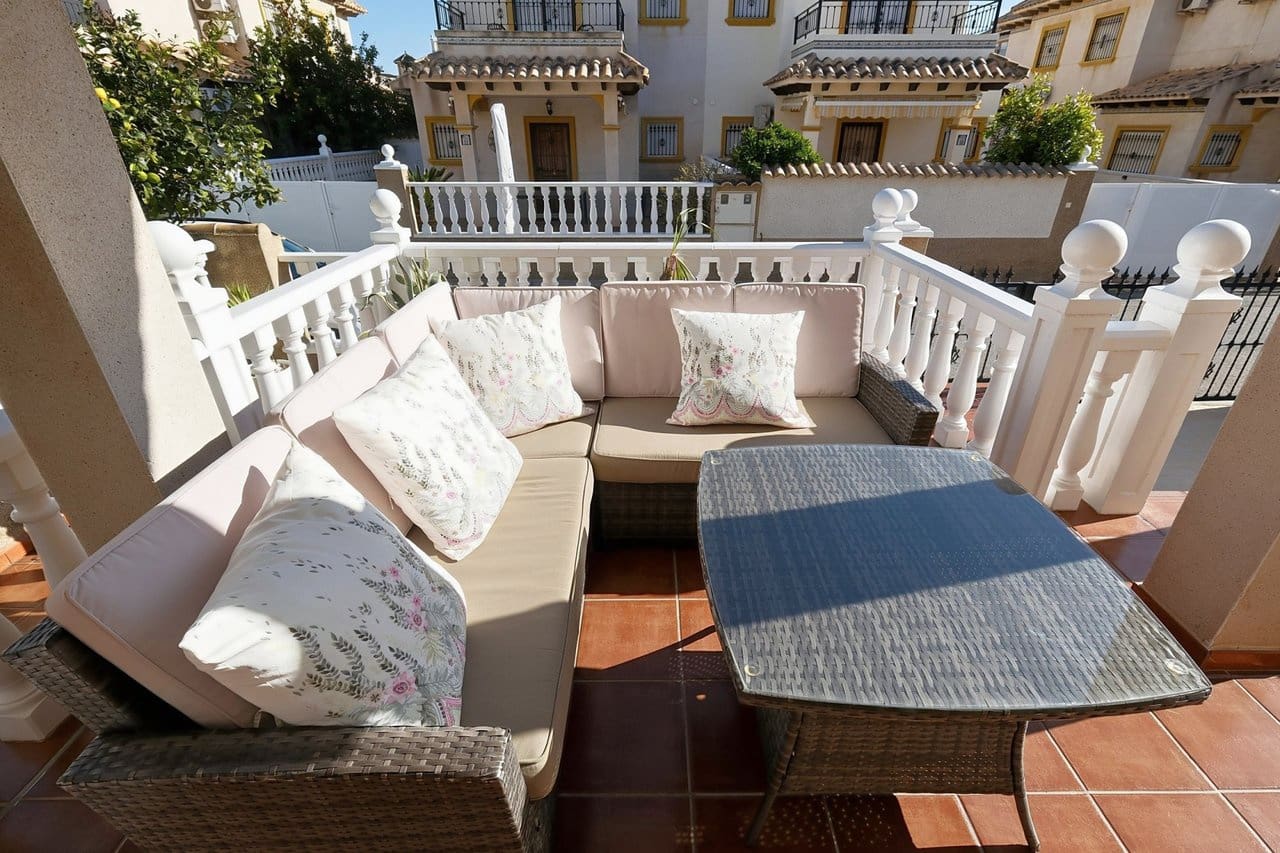 3 slaapkamer Villa te koop in Cabo Roig - € 260.000 (Ref: 9808475)
