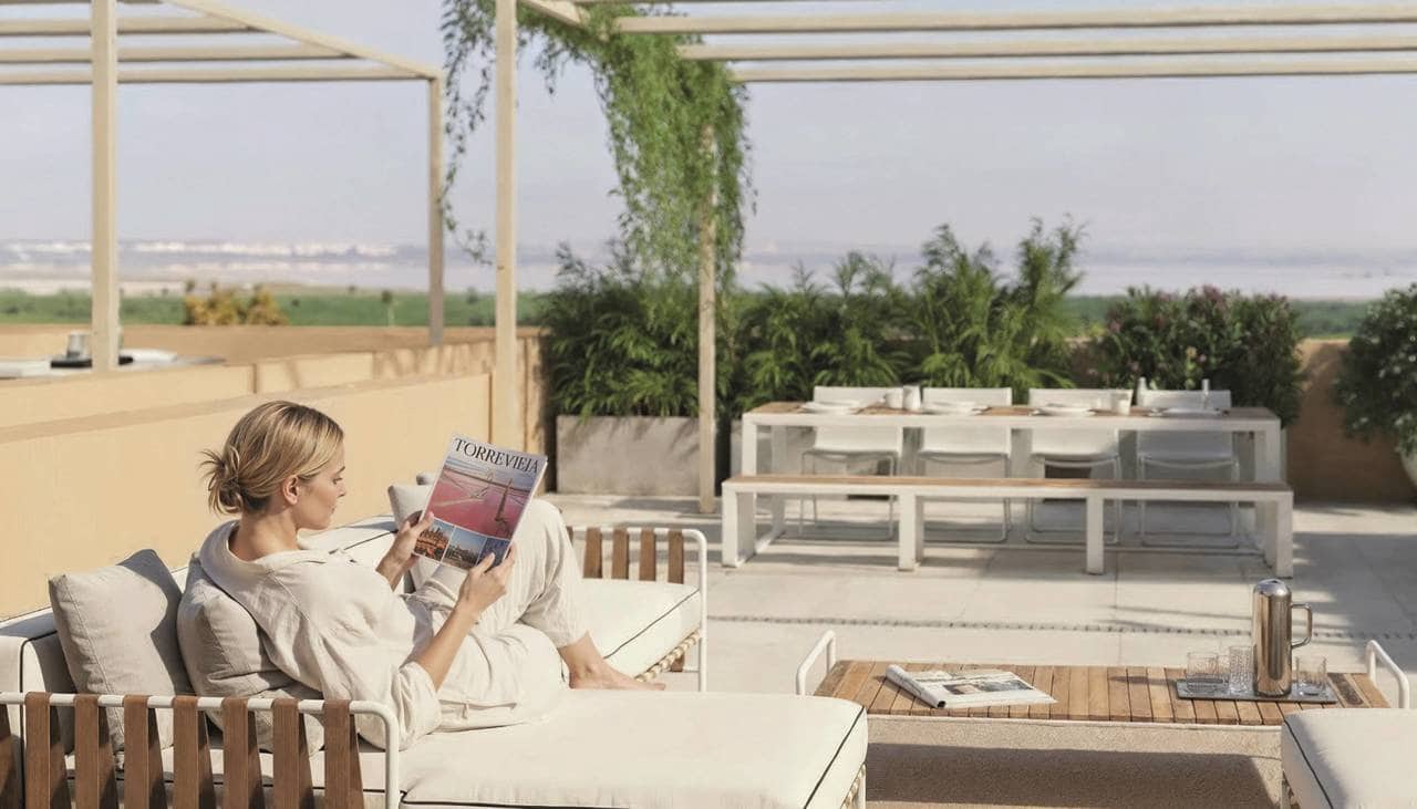 2 soverom Leilighet til salgs i Torrevieja med svømmebasseng - € 259 000 (Ref: 9808476)