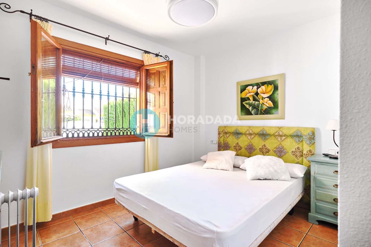 4 sovrum Villa till salu i Torre de la Horadada - 399 000 € (Ref: 9808477)