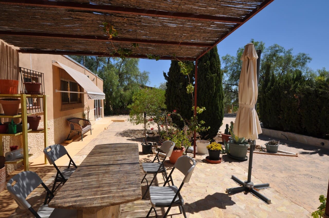 5 sovrum Finca/Hus på landet till salu i Crevillente / Crevillent med pool - 418 000 € (Ref: 9808479)