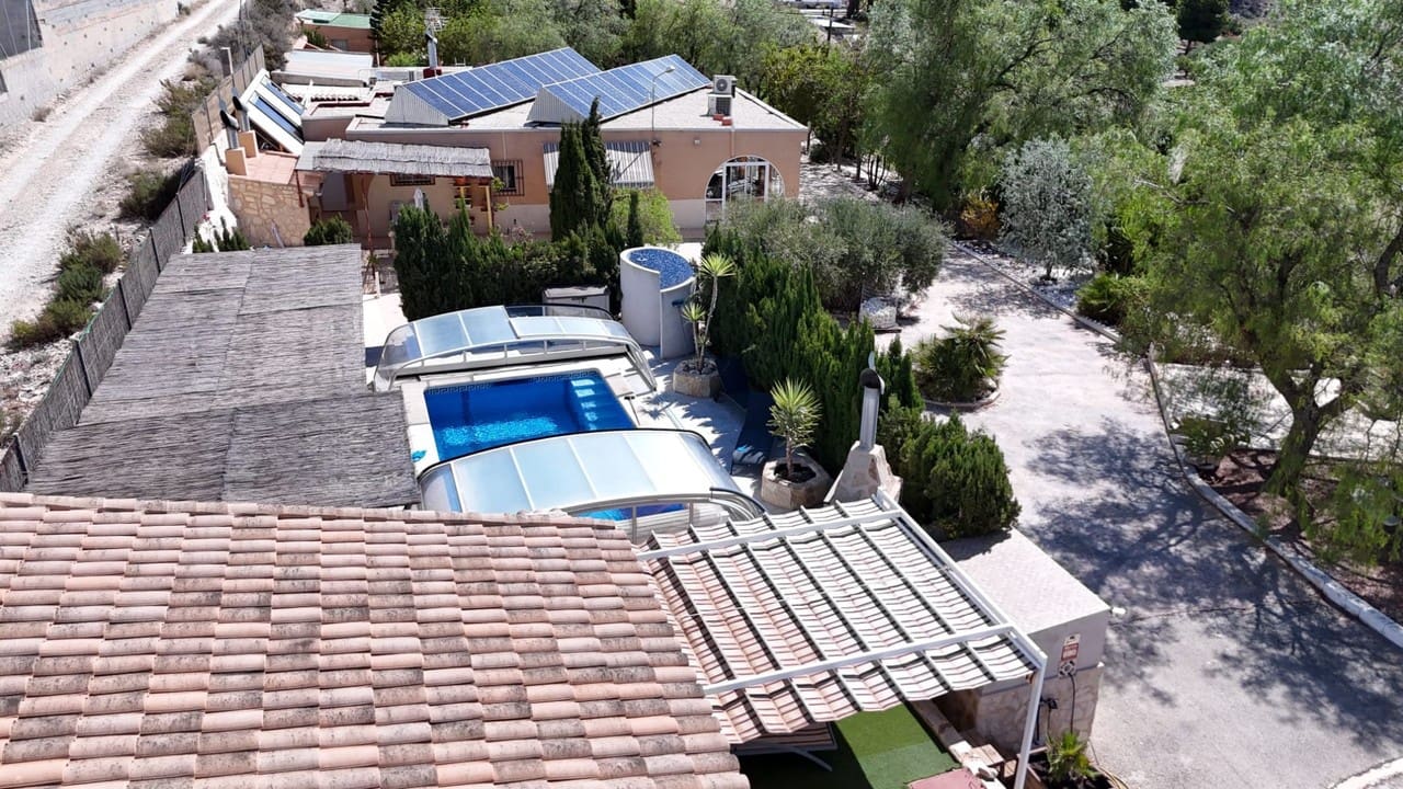 5 sovrum Finca/Hus på landet till salu i Crevillente / Crevillent med pool - 418 000 € (Ref: 9808479)