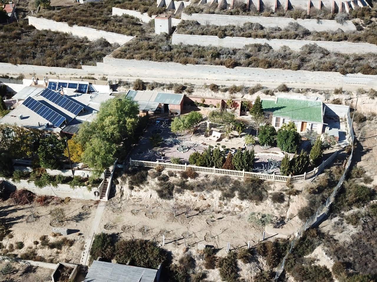 5 sovrum Finca/Hus på landet till salu i Crevillente / Crevillent med pool - 418 000 € (Ref: 9808479)