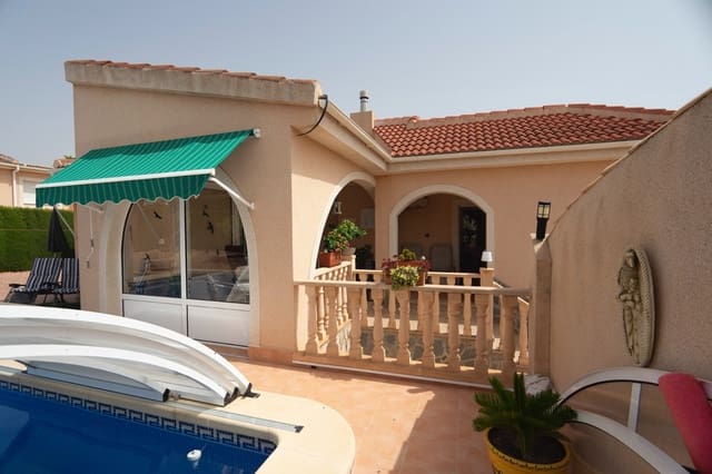 3 slaapkamer Villa te koop in Ciudad Quesada, Rojales met zwembad - € 449.950 (Ref: 9808484)