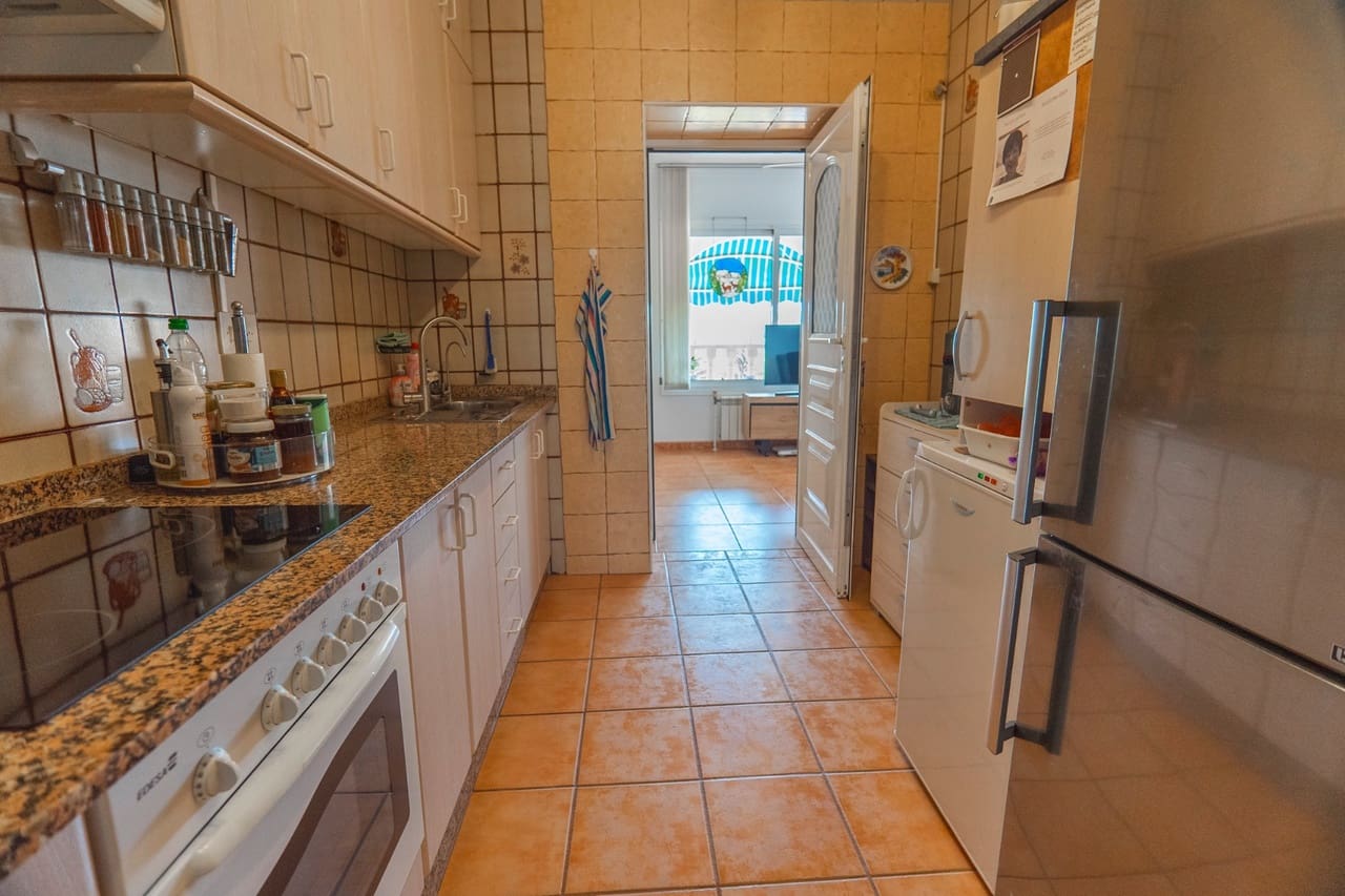 3 slaapkamer Villa te koop in Ciudad Quesada met zwembad - € 449.950 (Ref: 9808484)