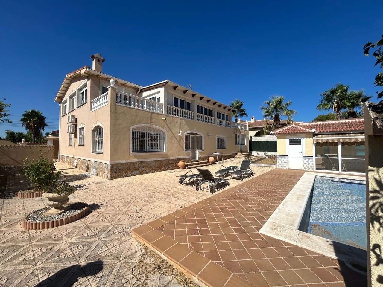 6 camera da letto Villa in vendita in Ciudad Quesada con piscina - 695.000 € (Rif: 9808485)