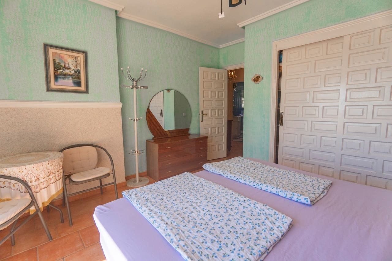 2 soverom Villa til salgs i Ciudad Quesada med svømmebasseng - € 395 000 (Ref: 9808486)