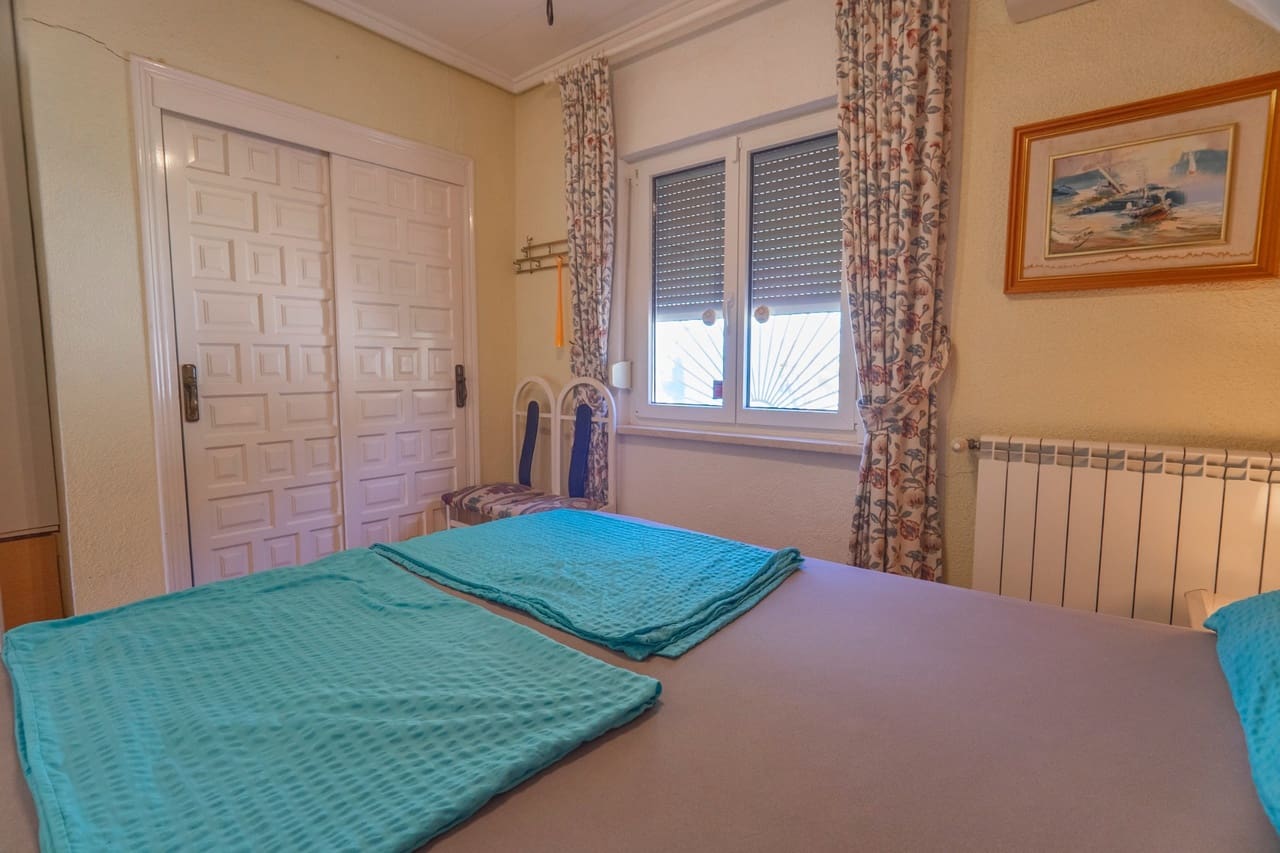 2 soverom Villa til salgs i Ciudad Quesada med svømmebasseng - € 395 000 (Ref: 9808486)