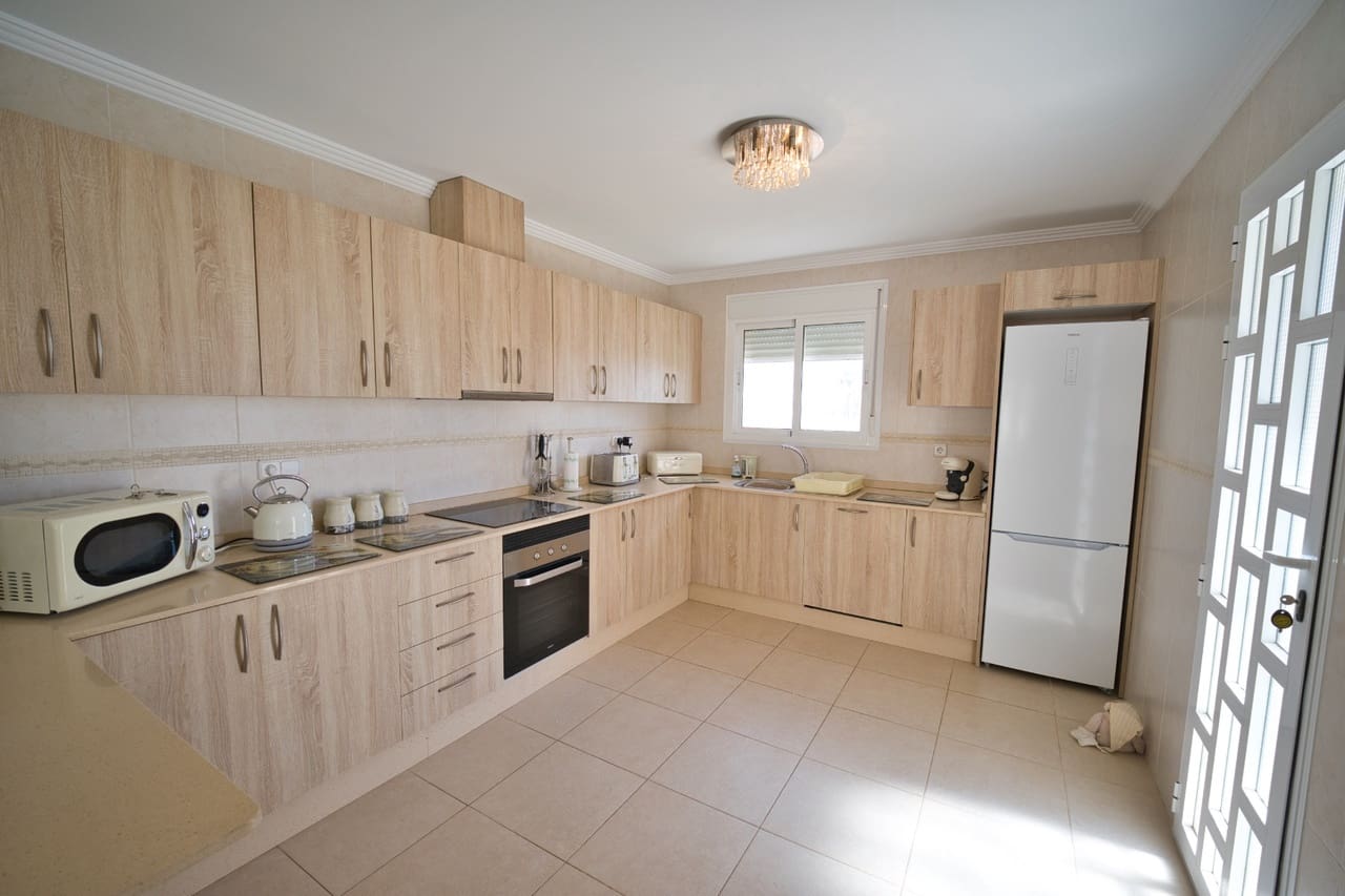 4 sovrum Villa till salu i Ciudad Quesada med pool - 674 950 € (Ref: 9808487)