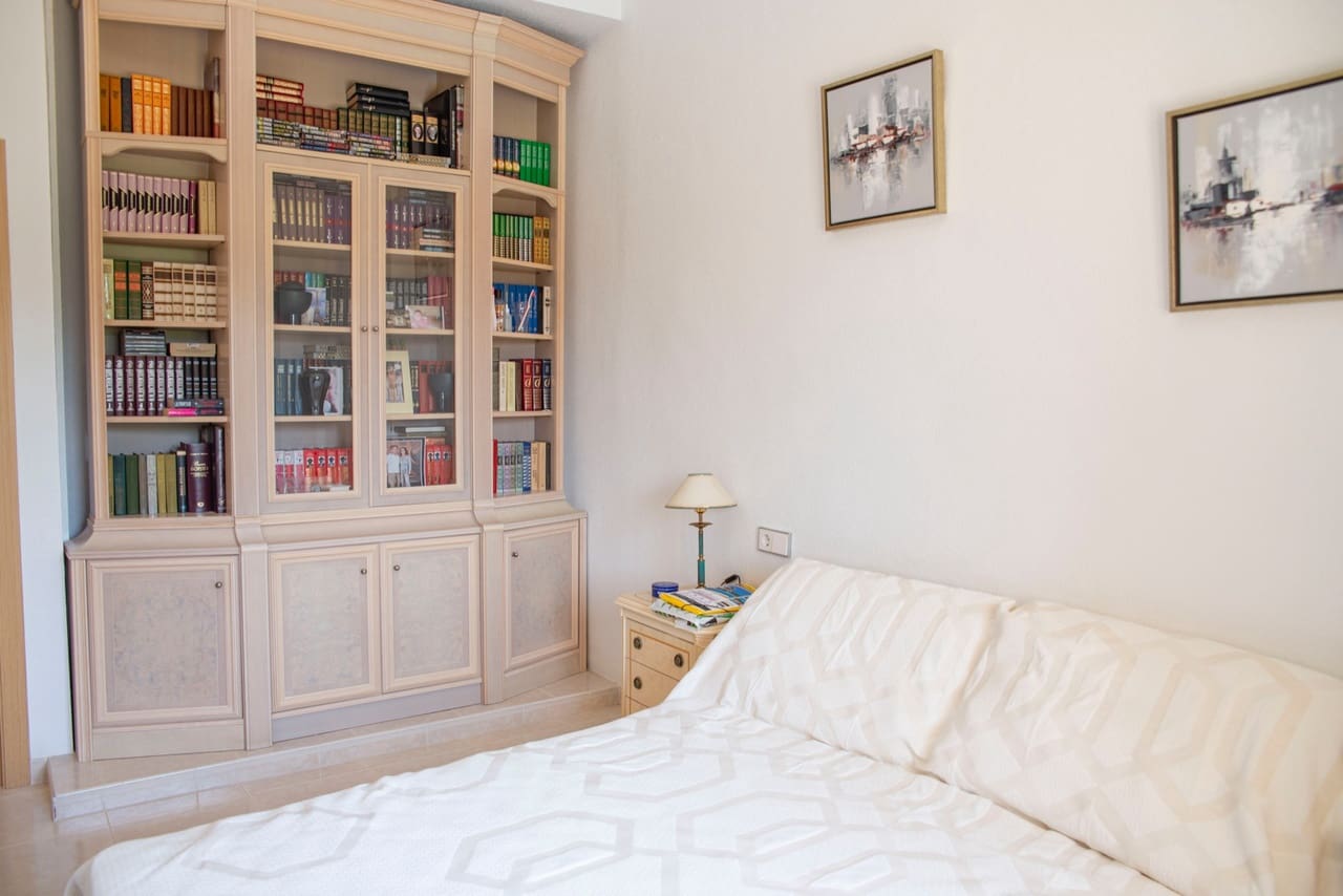 4 slaapkamer Villa te koop in Ciudad Quesada met zwembad - € 840.000 (Ref: 9808488)