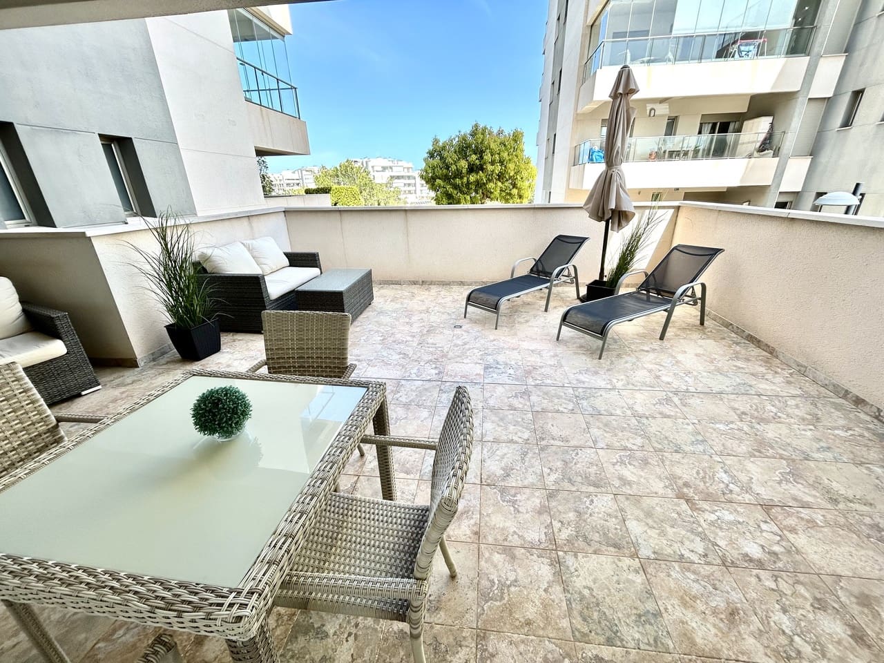 2 Zimmer Apartment zu verkaufen in Los Dolses mit Pool Garage - 220.000 € (Ref: 9808505)