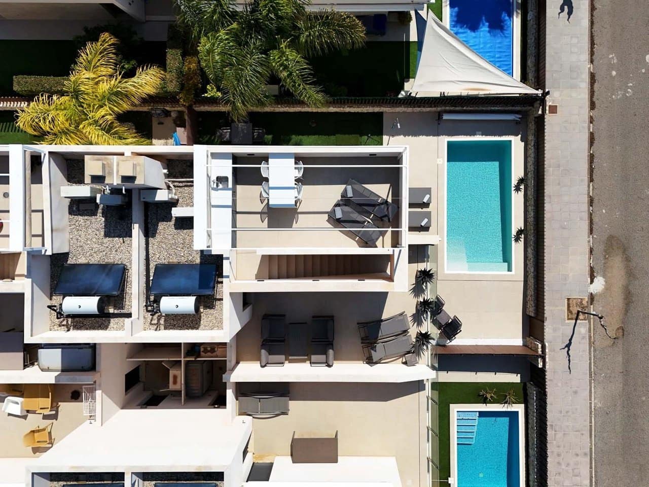 Chalet de 3 habitaciones en Torre de la Horadada en venta con piscina - 450.000 € (Ref: 9808515)