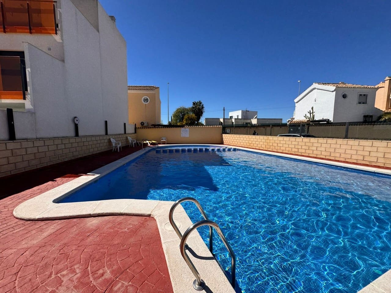 3 soverom Hus til salgs i Campoamor med svømmebasseng - € 229 995 (Ref: 9808555)