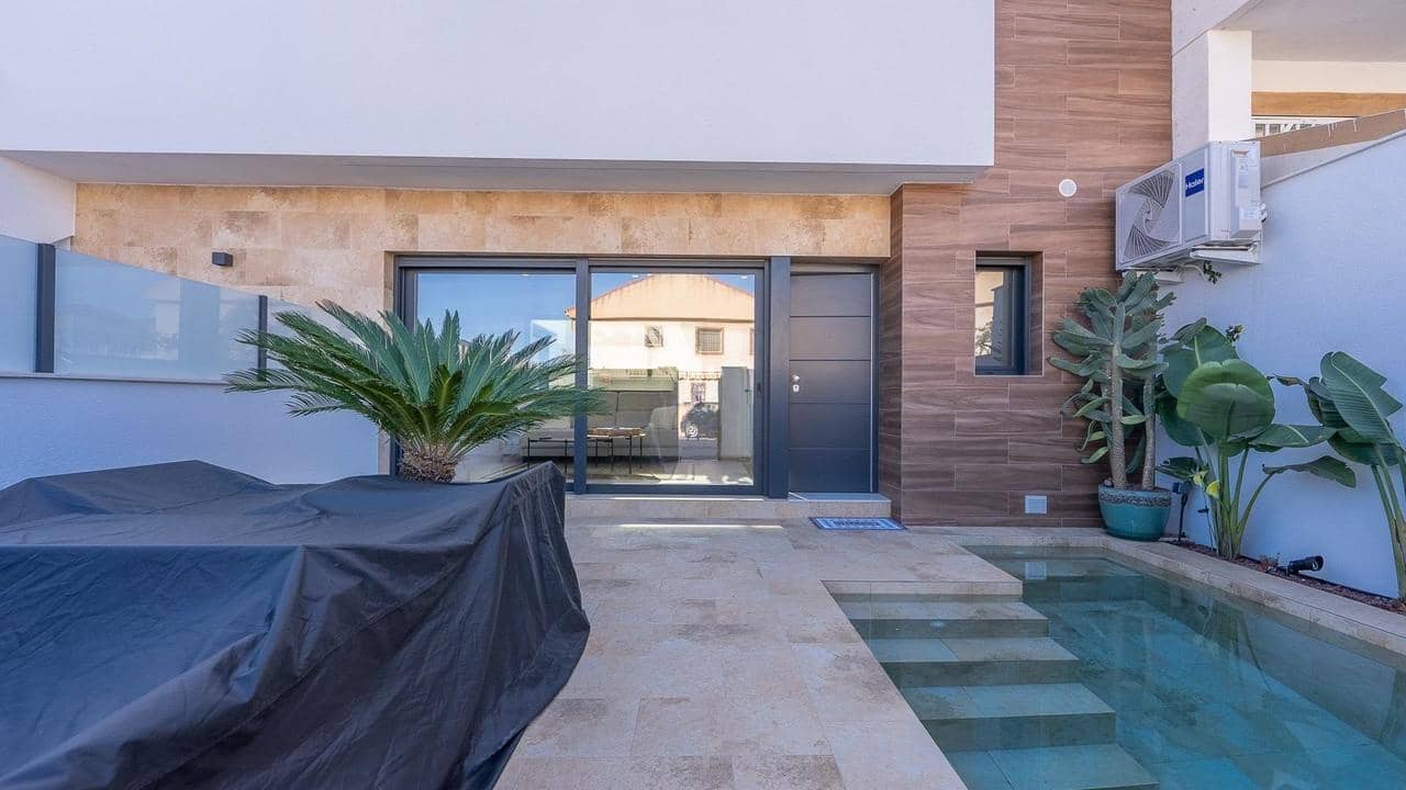 2 quarto Bungalow para venda em San Pedro del Pinatar com piscina - 279 900 € (Ref: 9813261)